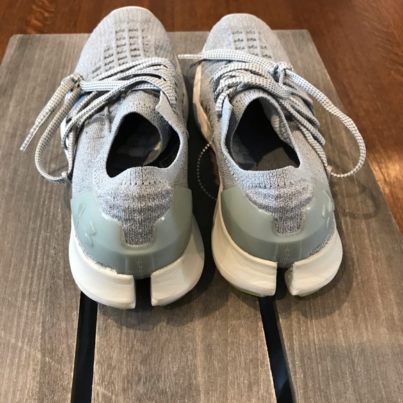 Under Armor Speedform Slongshot 2 running shoes. Sz 7.5 - Picture 3 of 6